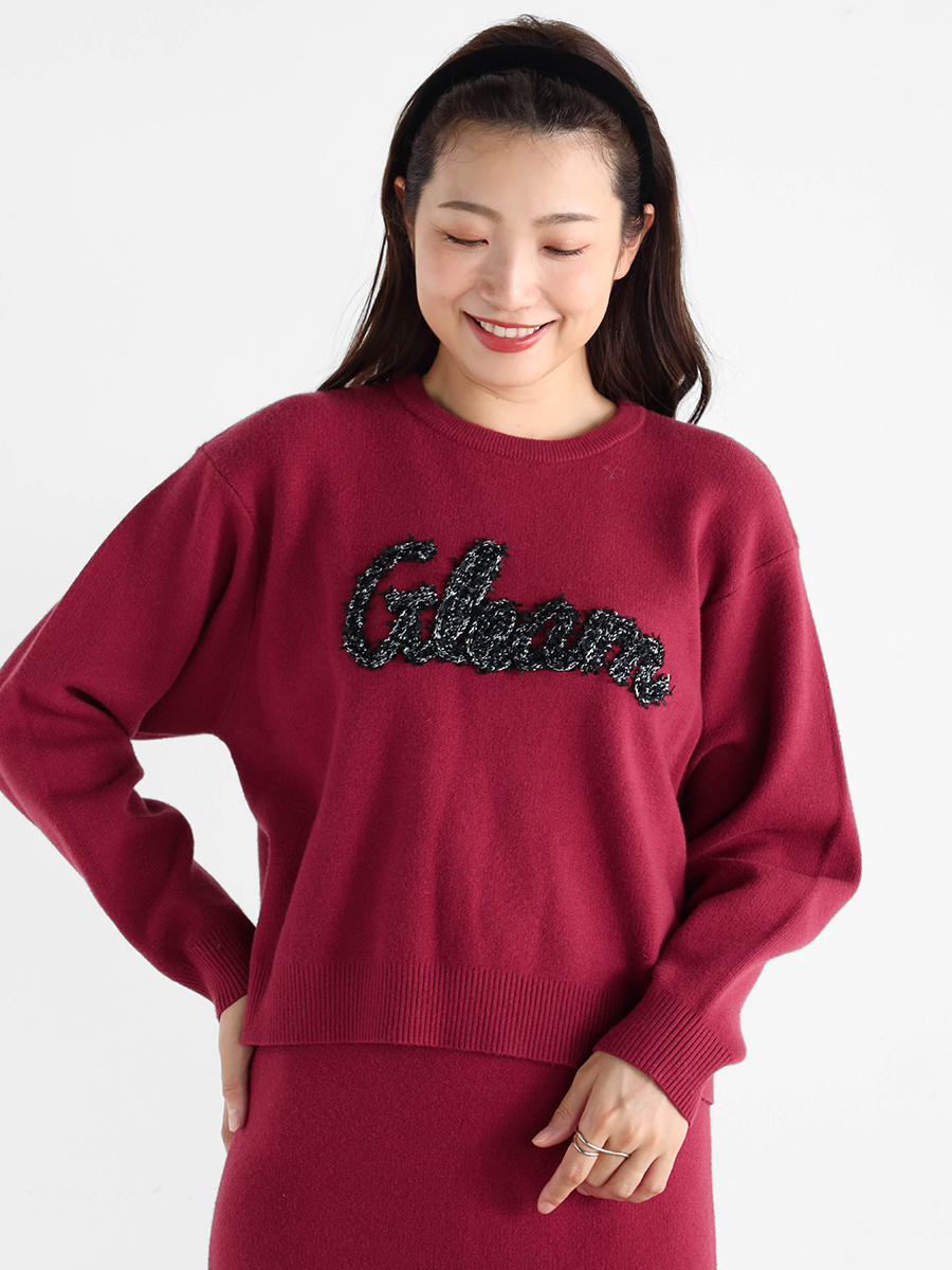 ロゴ刺繍ニット