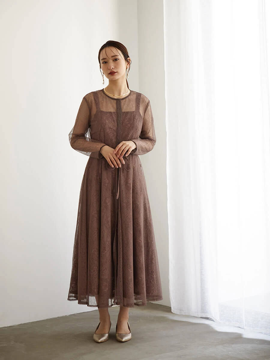 マナーあるおしゃれを】大人の結婚式コーデ54選！年代別スタイルや  