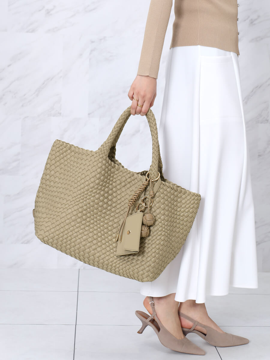 beige