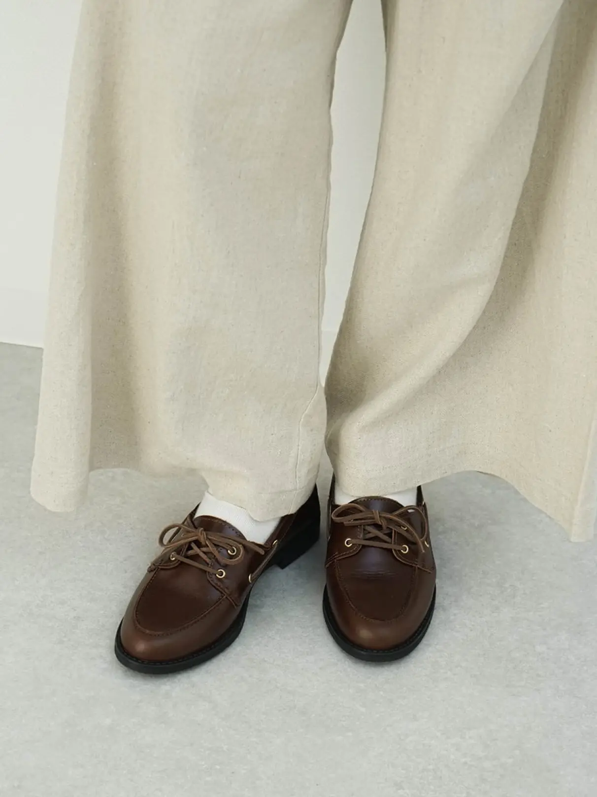 COW LEATHER MOCCASIN