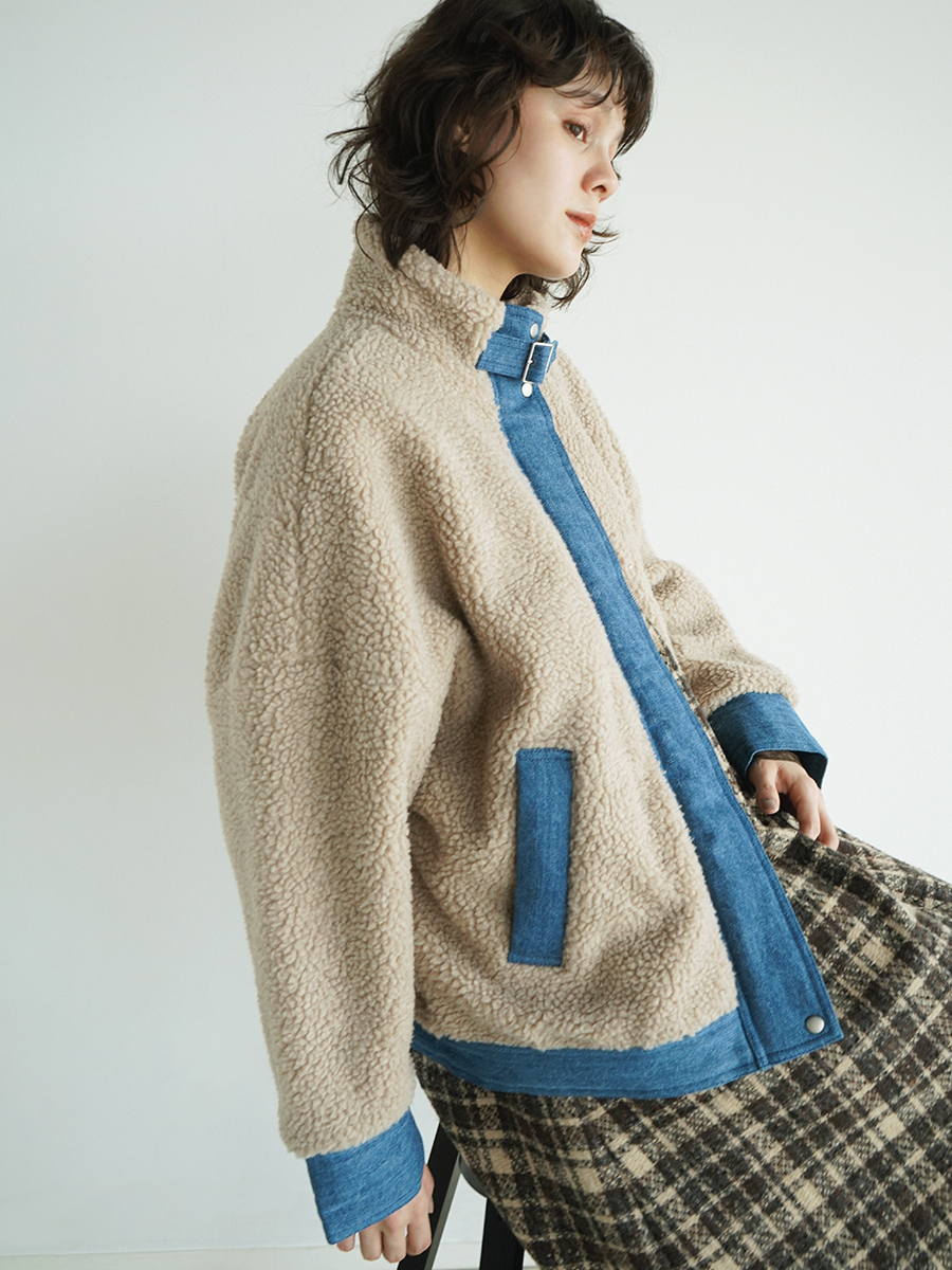 Stand collar belt boa jacket