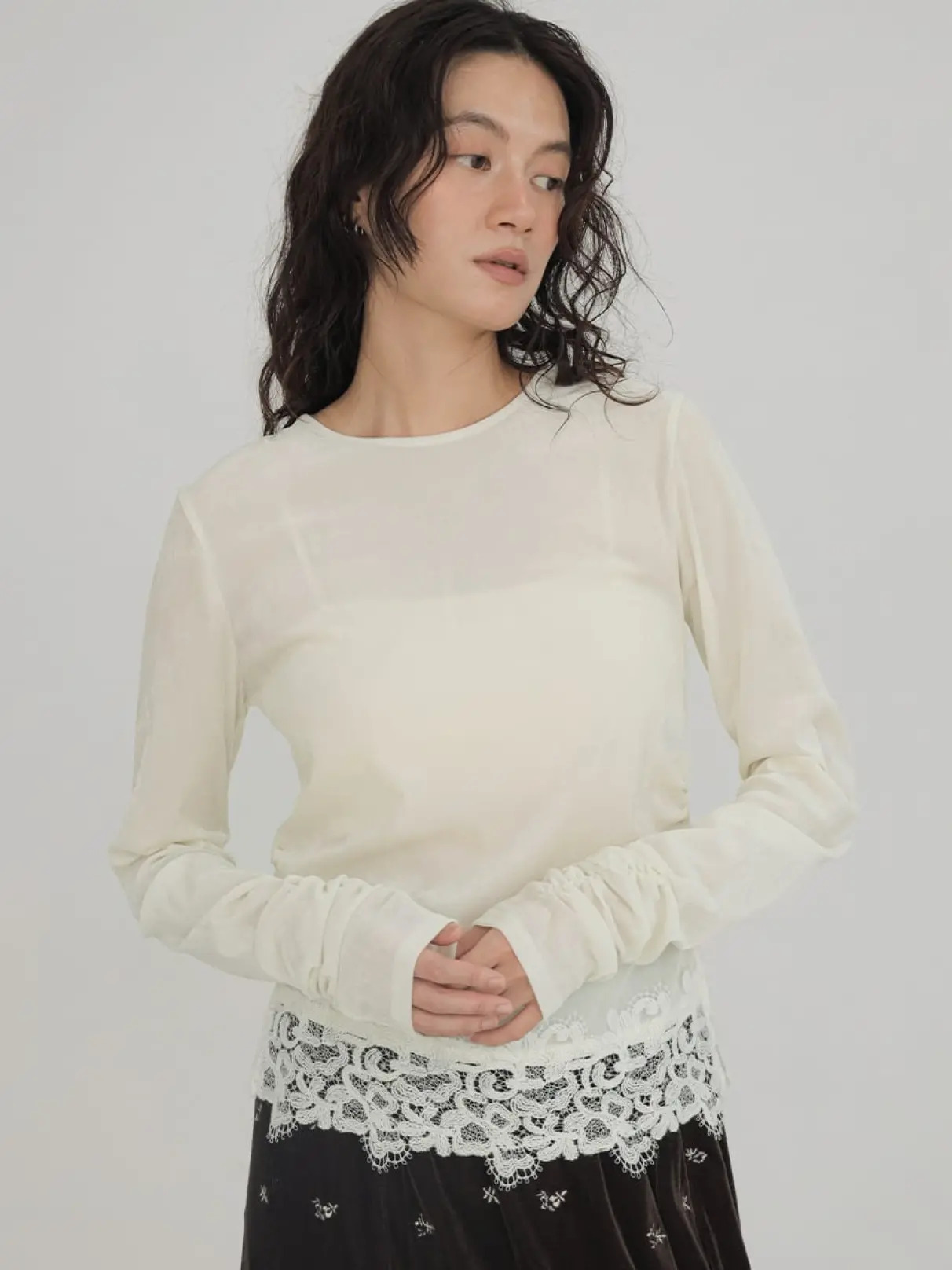 Hem lace velour top