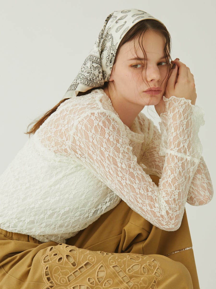 袖フレアレースニットカットソー