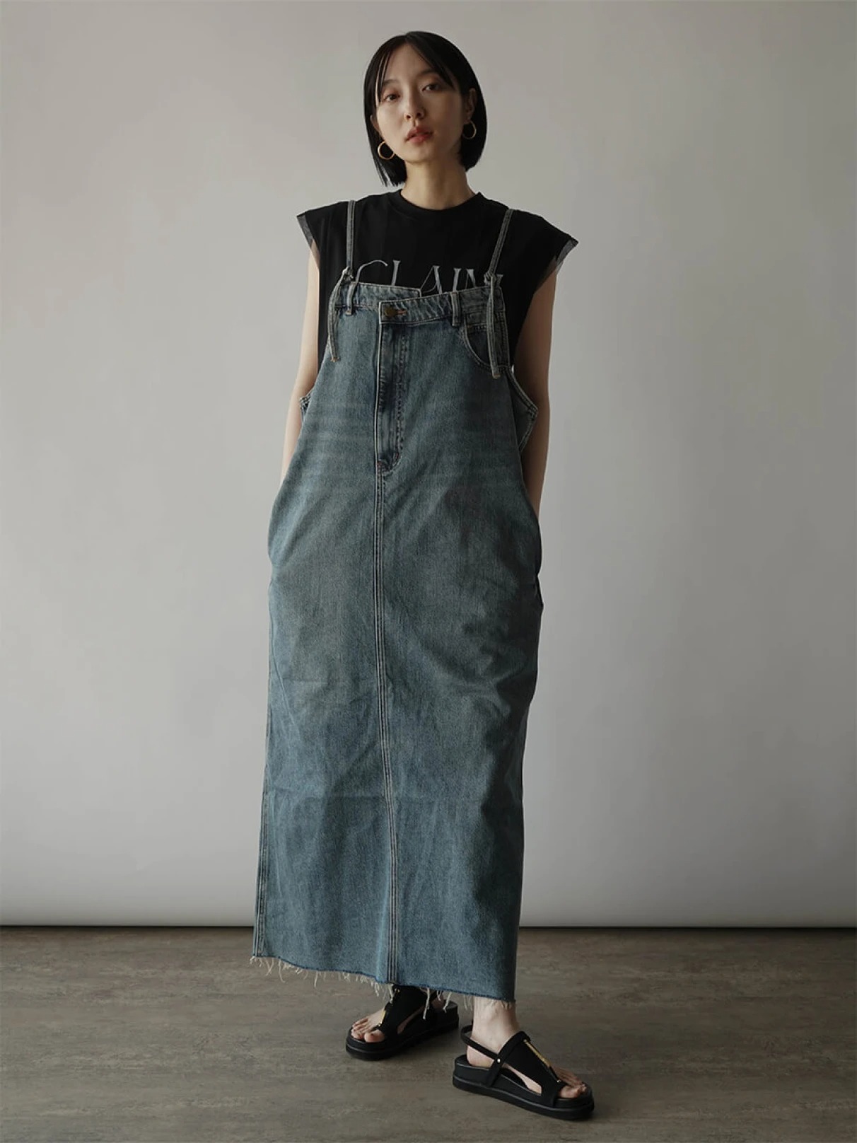 RADIATE(ラディエイト)　アシメフロントデニムジャンパースカート（blue）