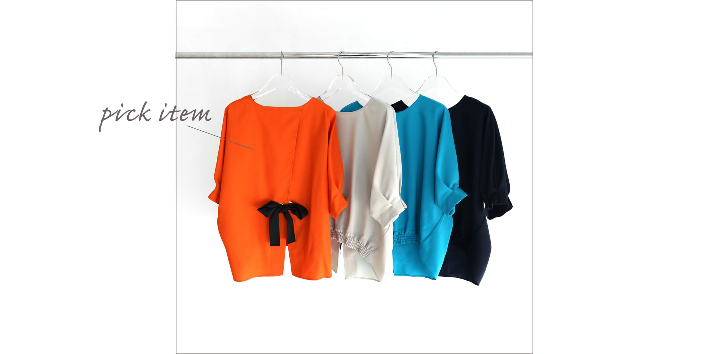 バックリボンタックスリーブブラウス