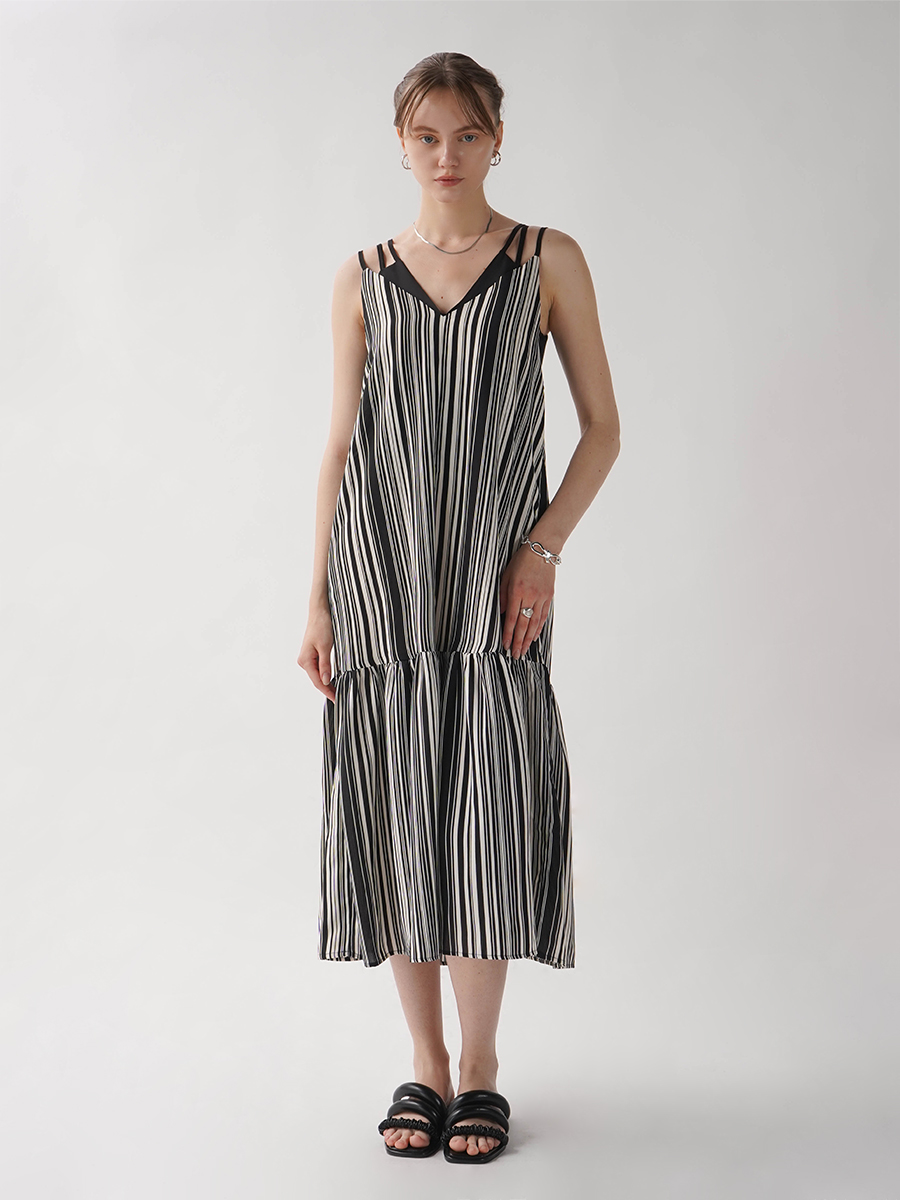 ETHR OF | BLACK ONEPIECE - ｜YAMADAYA STORE