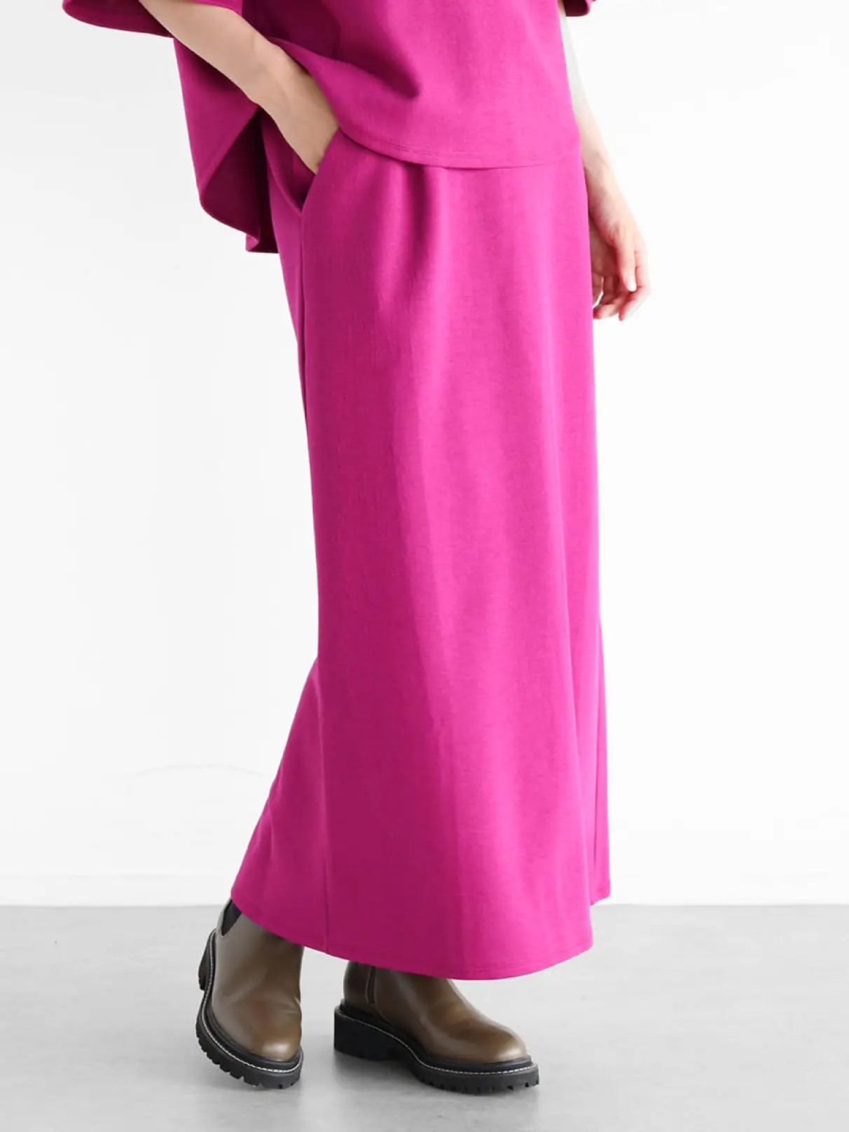 Vin(ヴァン)　ジャージーナロースカート