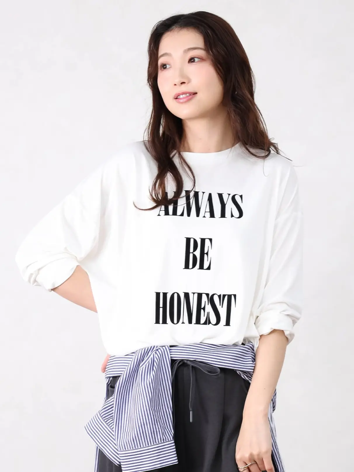 Vin(ヴァン)　フロッキーロゴモダールTシャツ