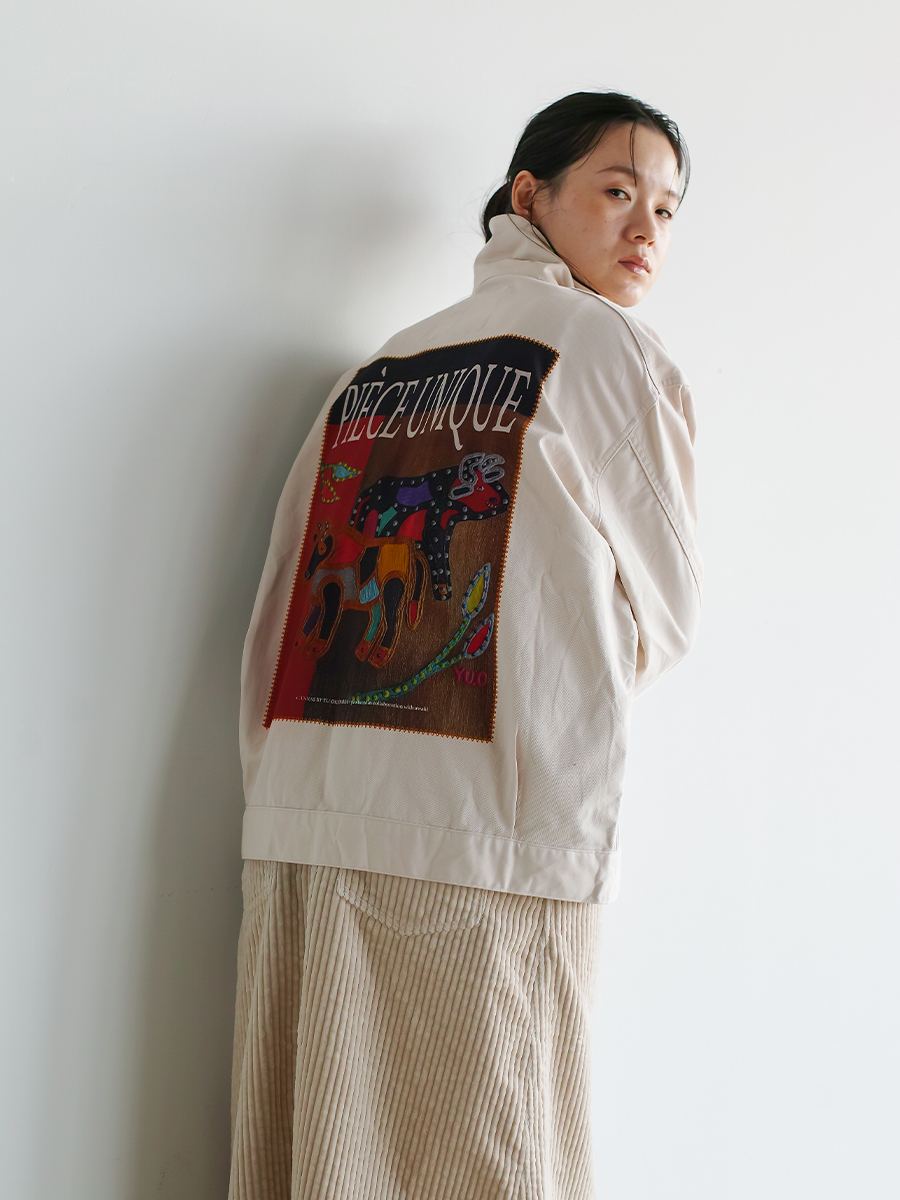奥山優バックプリントブルゾン