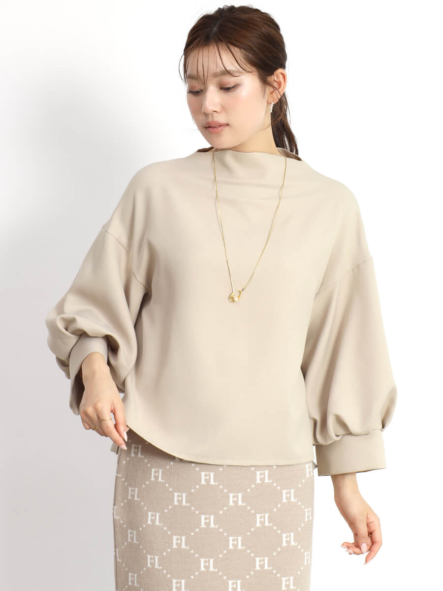 ボリュームスリーブブラウス