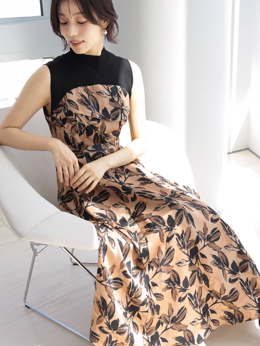 アシンメトリーフリルジレ