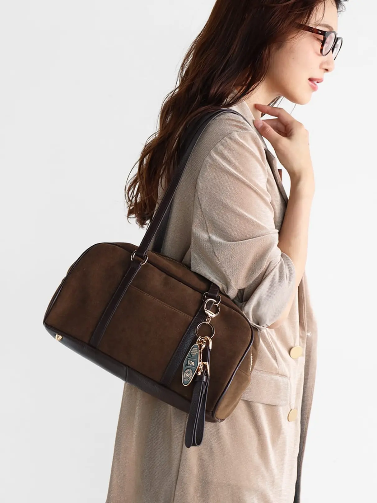 Vin(ヴァン)　チャーム付きスクエアボストンバッグ