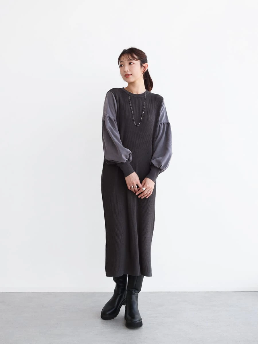 Vin(ヴァン)　ギャザーデザインスリーブニットワンピース