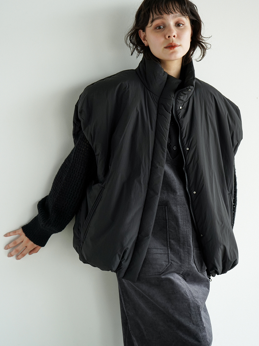 Nylon padded stand collar vest