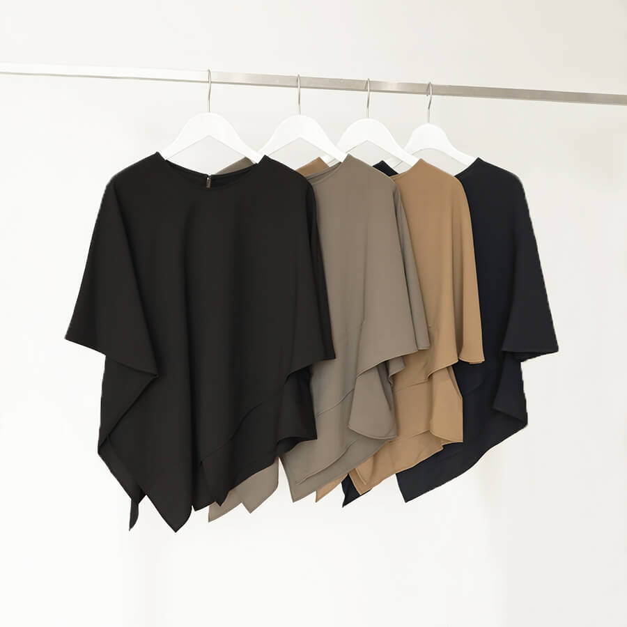 スクエアヘムドレープブラウス