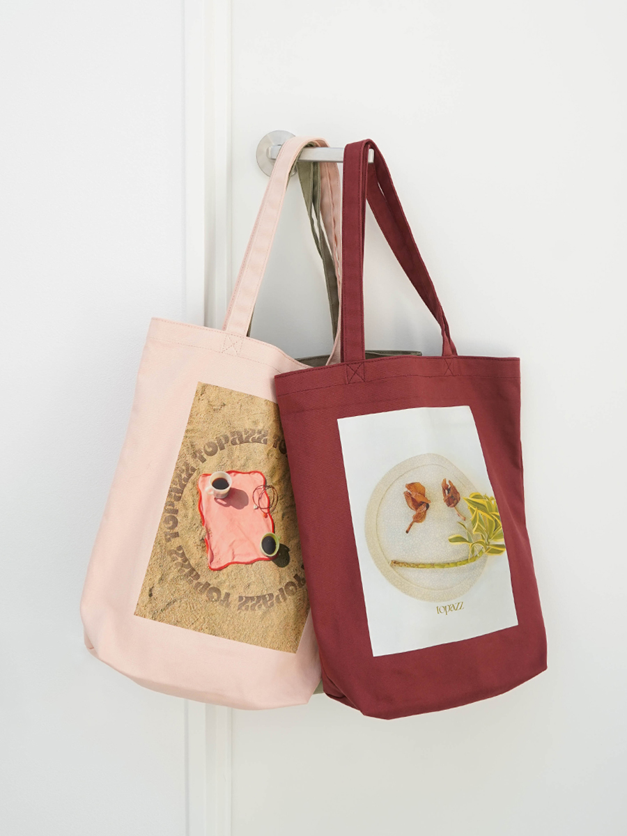 Photo print tote bag