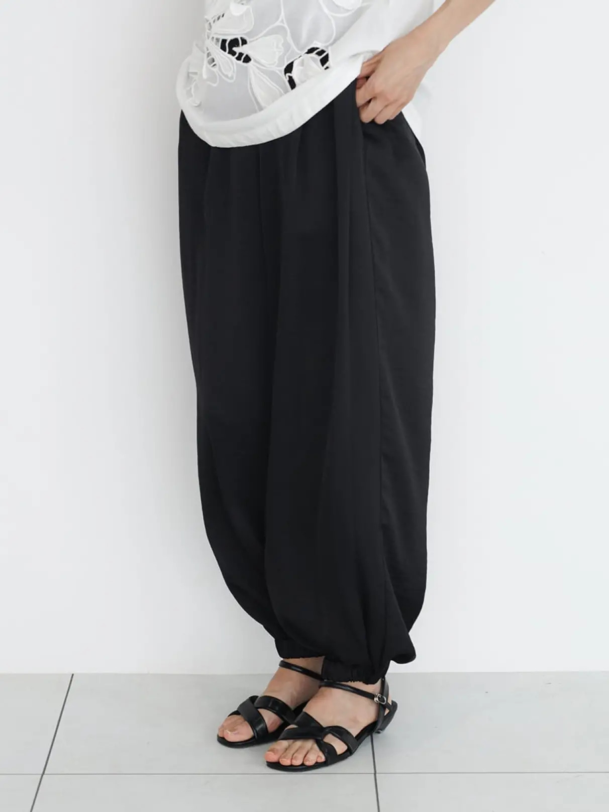 Tuck easy pants