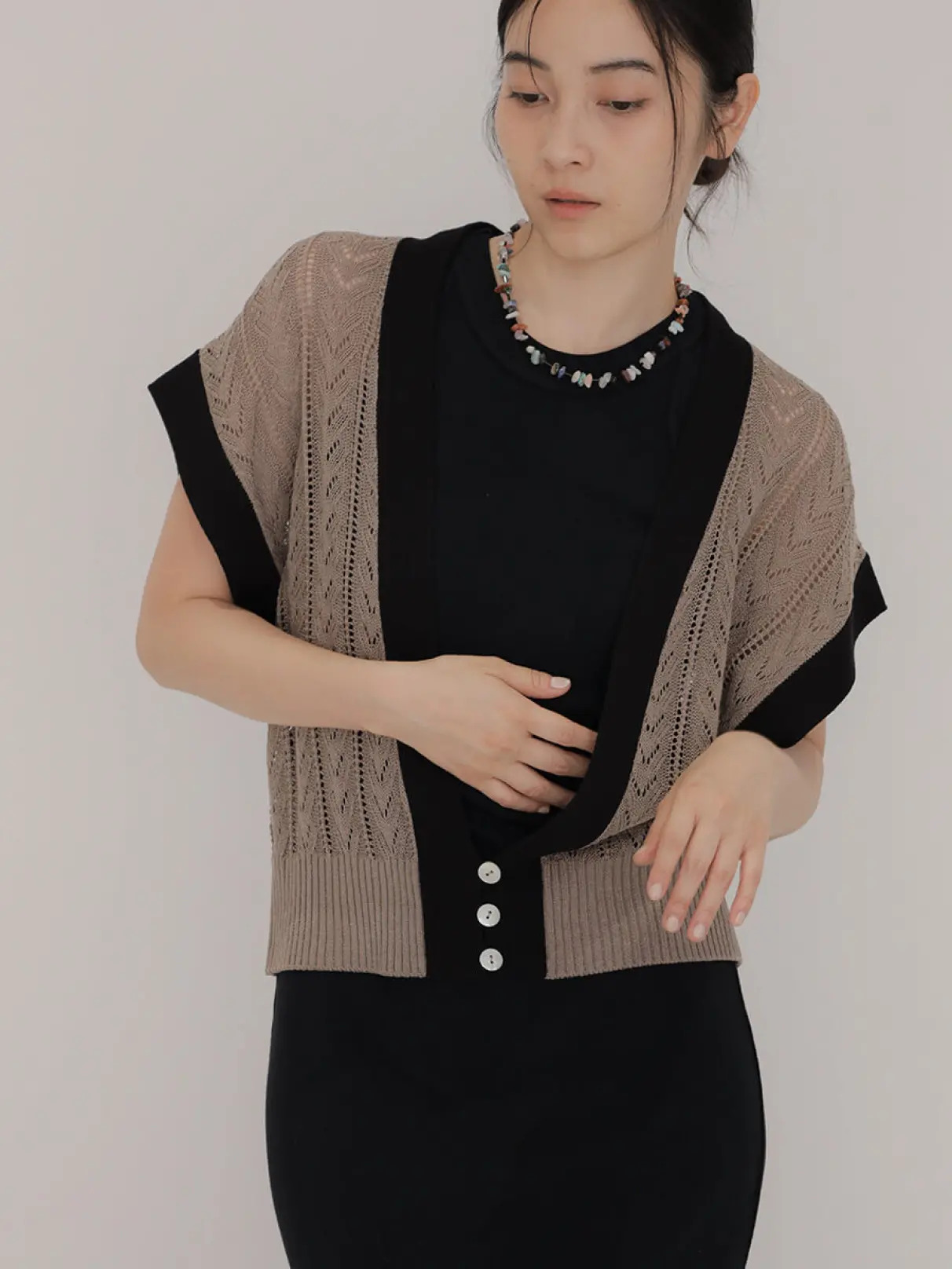 Bicolor crochet knit vest