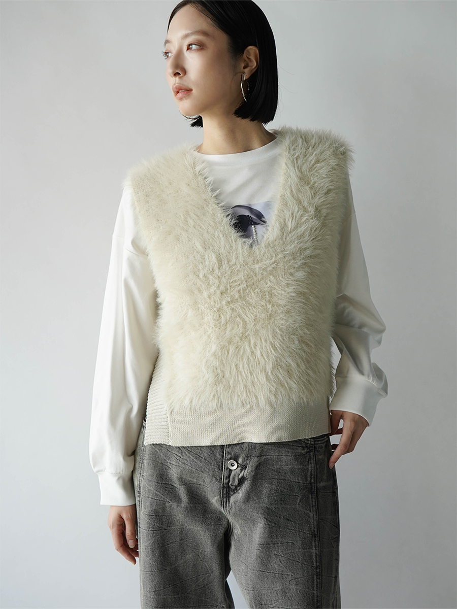 RADIATE(ラディエイト)　シャギードッキングバイカラーニットベスト