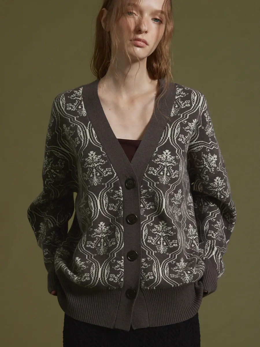 Vin(ヴァン)　ダマスク柄ニットカーディガン