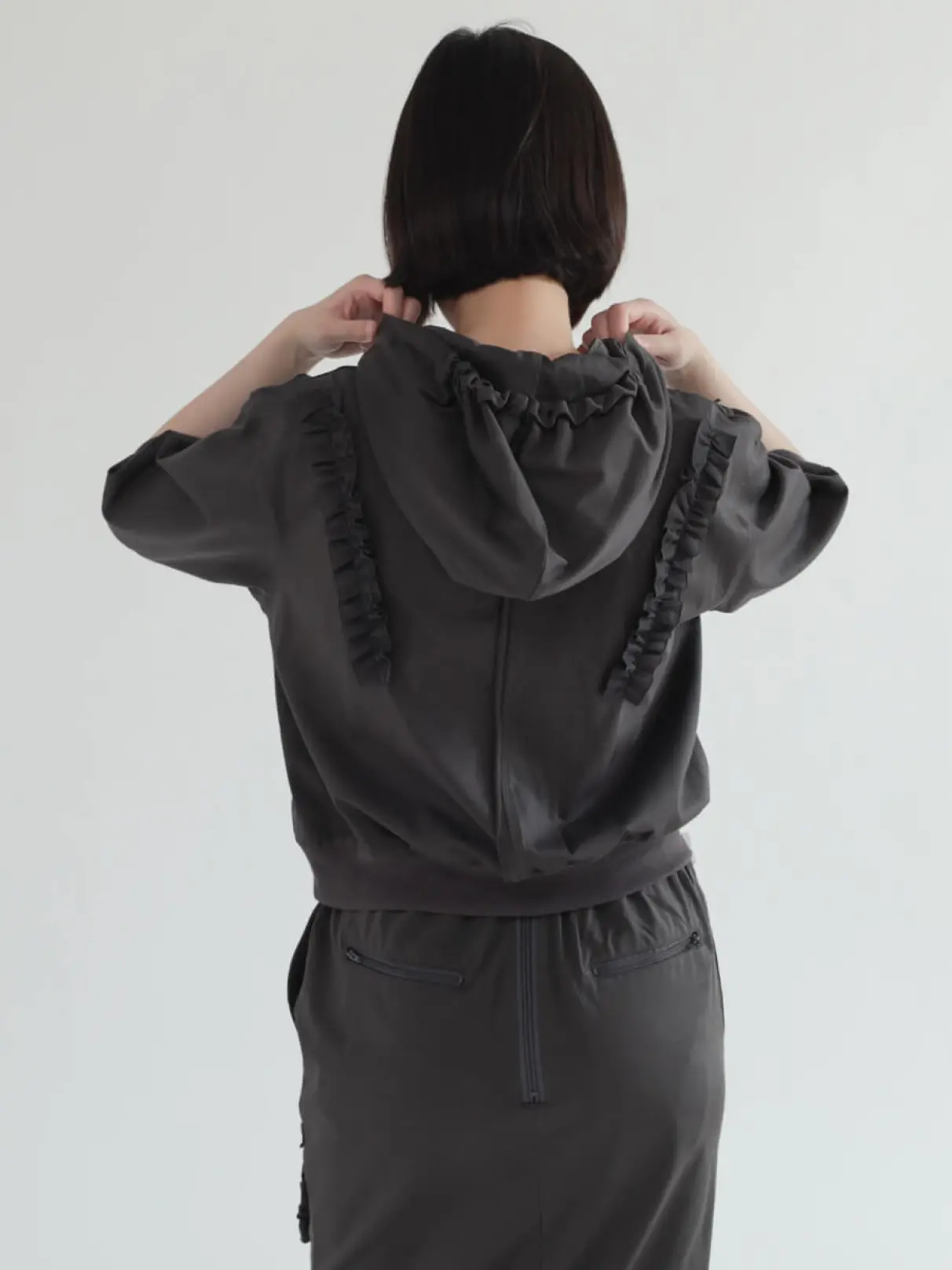 美品✨アンタイトル 洗える 丸首 ボリューム袖ブルゾン ギャザー ブラック pk-00936_14.jpg
