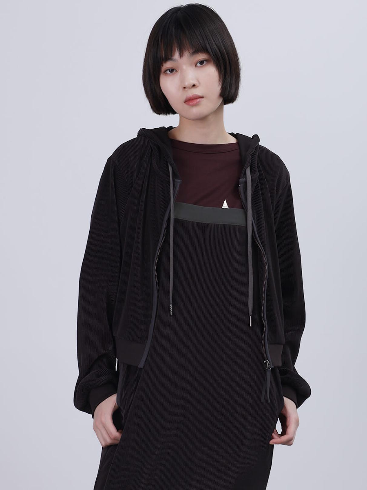 エアリープリーツパーカー - LASUD - LASUD｜YAMADAYA STORE