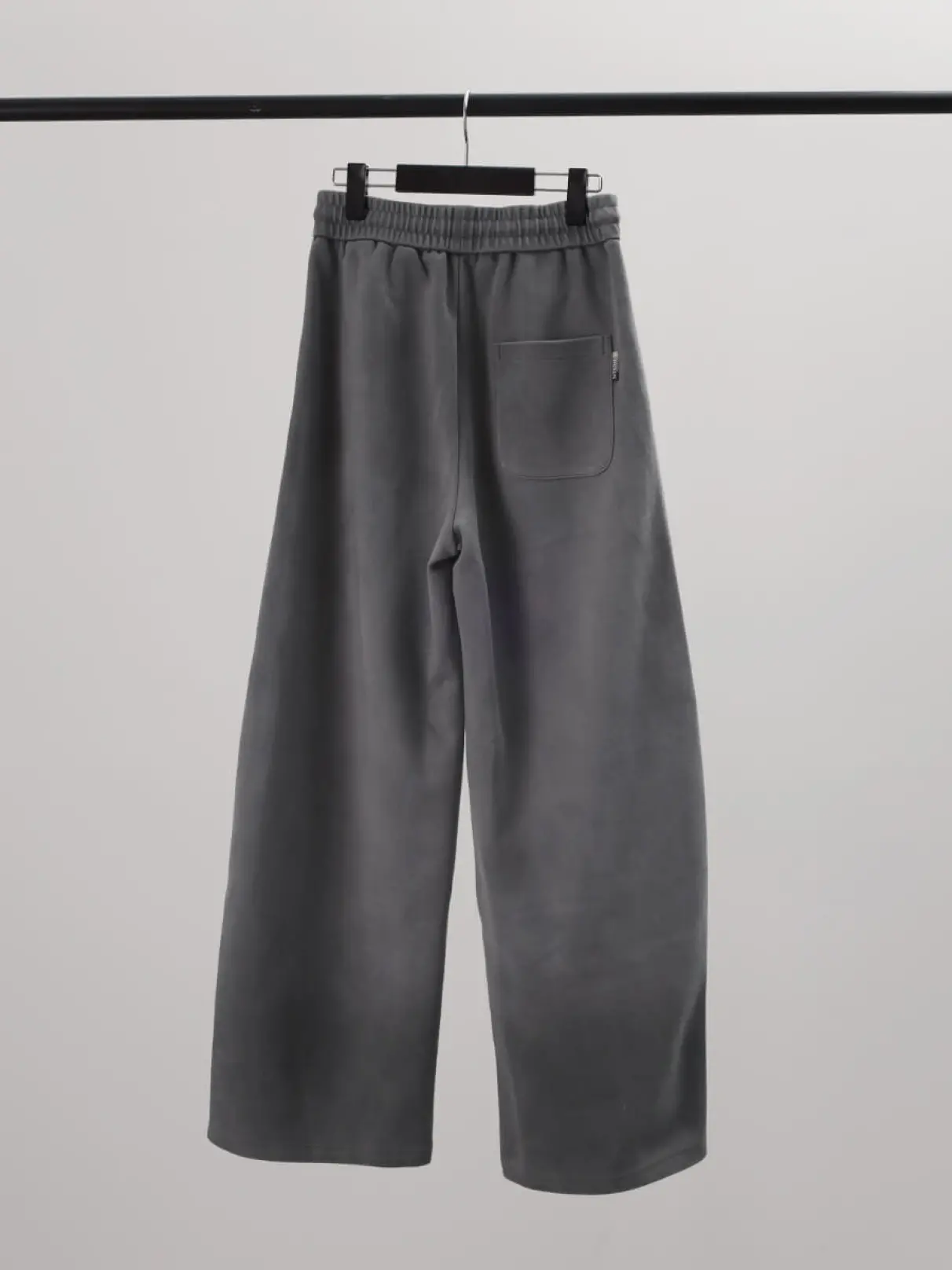 【新品】LASUD ダークグレー カジュアルパンツ スタッズ切替えスウェットパンツ - LASUD - LASUD｜YAMADAYA STORE