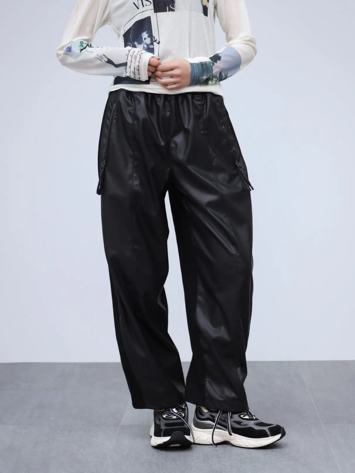 フェイクレザー切り替えカーブウェットパンツ - LASUD - LASUD