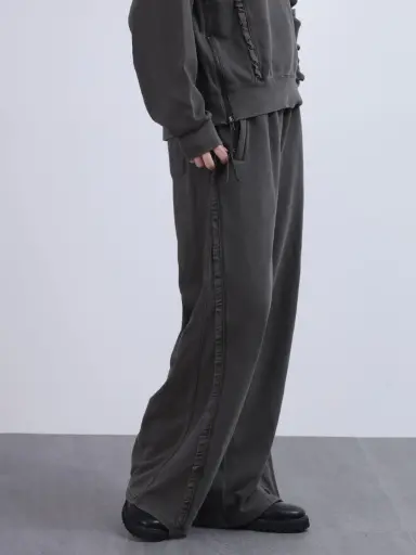 フリルドッキングピグメントスウェットパンツ - LASUD - LASUD
