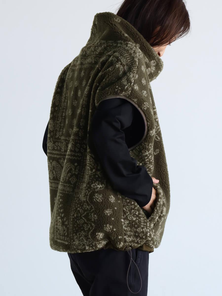 LASUD ラシュッド　ボアダウンベスト　アウター　ベージ　カーキ　フード付き LASUD ラシュッド ボアダウンベスト アウター ベージ カーキ フード