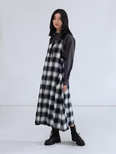 LASUDxジャンパースカート