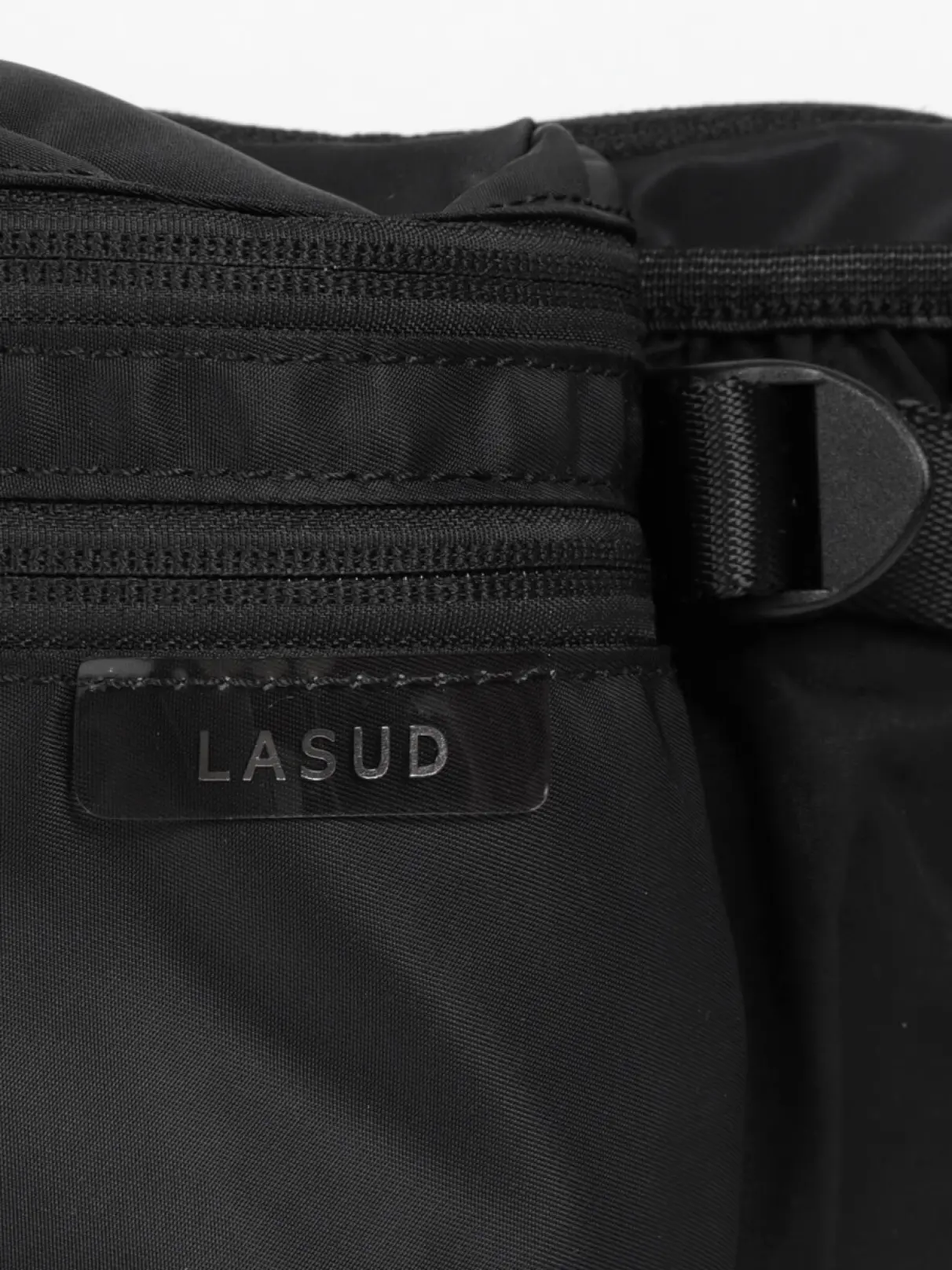 新品未使用　タグ付き　LASUD story✖️nouer ボディバック　黒 LASUD story×nouer スコットクラブ ボディバック 黒 未使用品