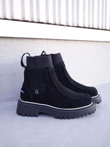 VEGE×LASUDxブーツ