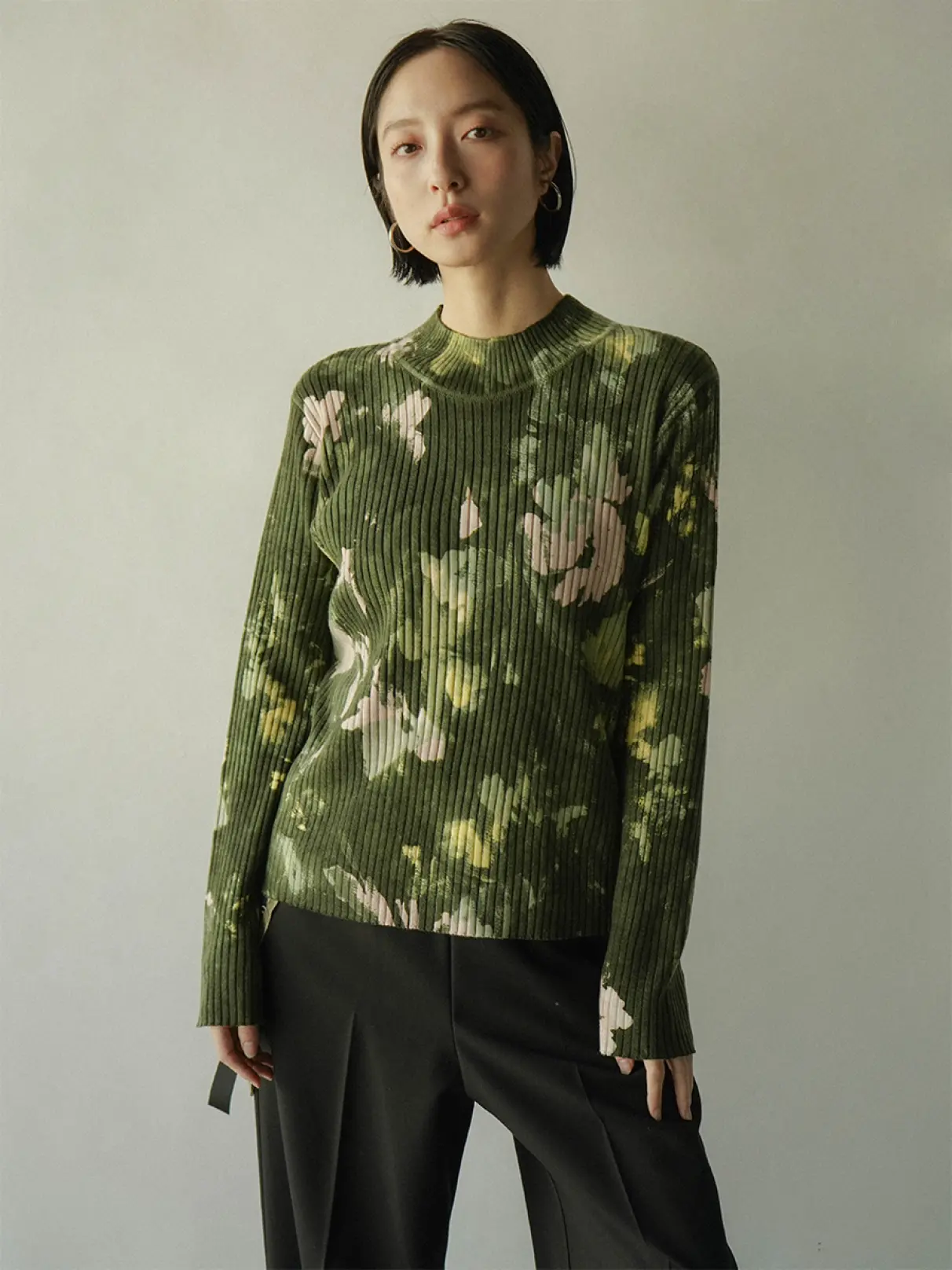 ボタニカルデザインリブニットトップス - RADIATE - RADIATE｜YAMADAYA