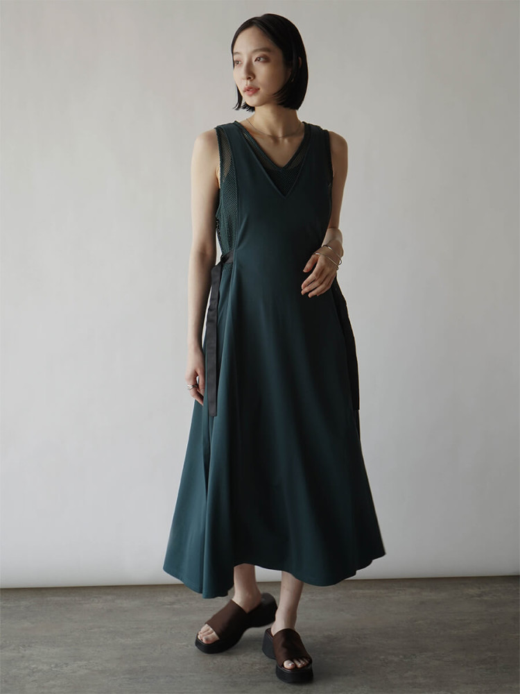 メッシュレイヤードVネックワンピース - RADIATE - RADIATE｜YAMADAYA  