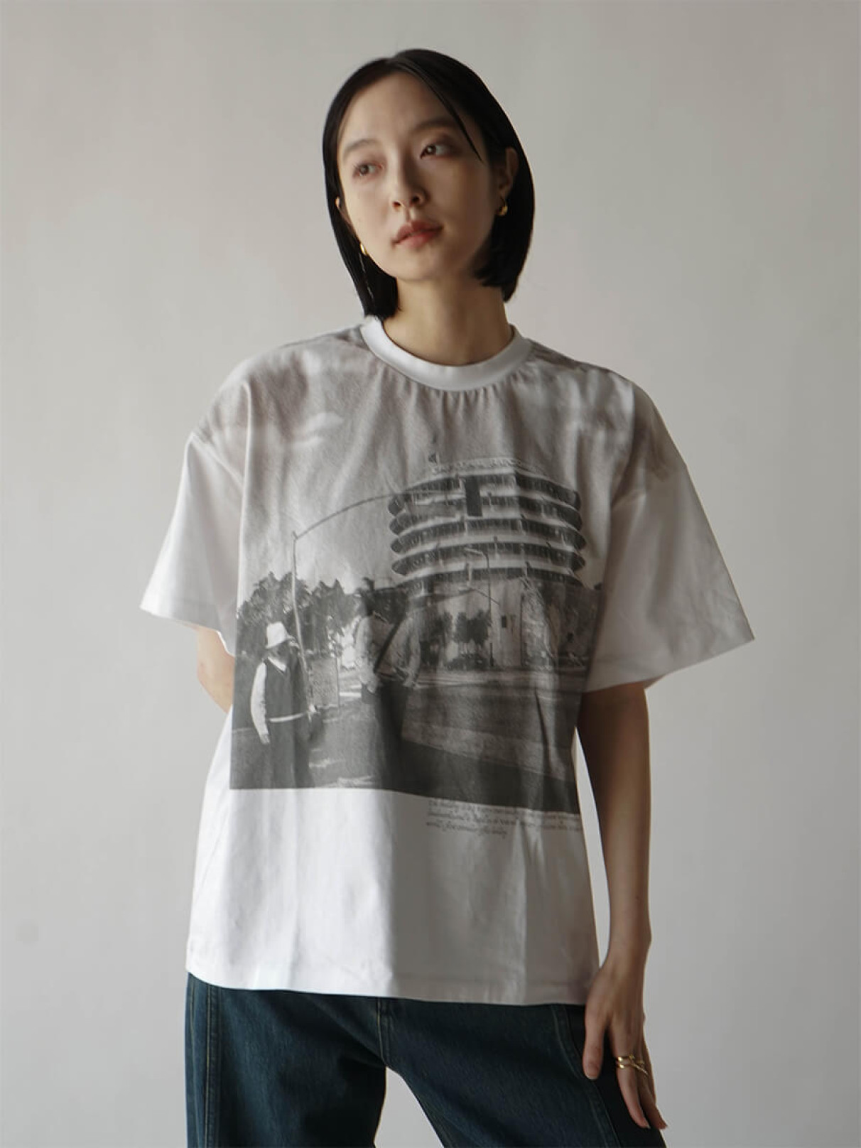 グラフィックビッグプリントTシャツ (TOWN) - RADIATE - RADIATE