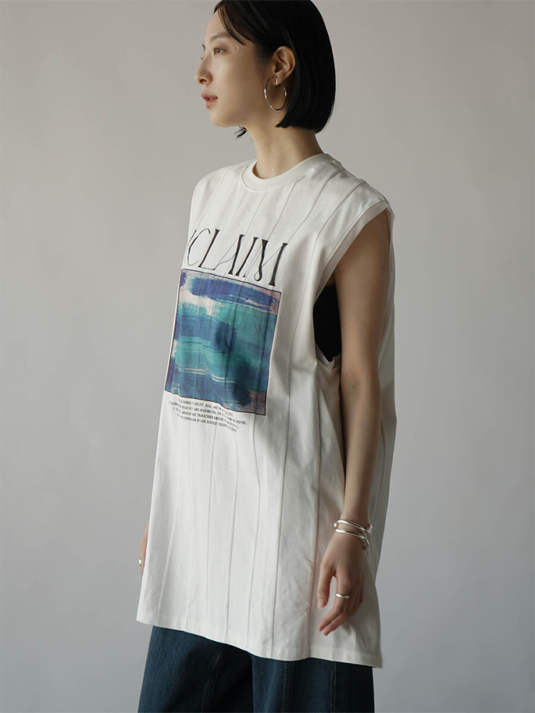 驚きの価格が実現！ レースフレンチスリーブプリントTシャツ - RADIATE - RADIATE トップス