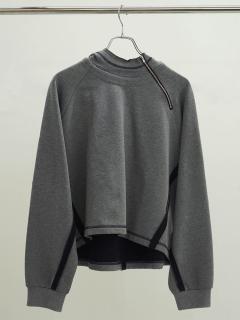 グレー
