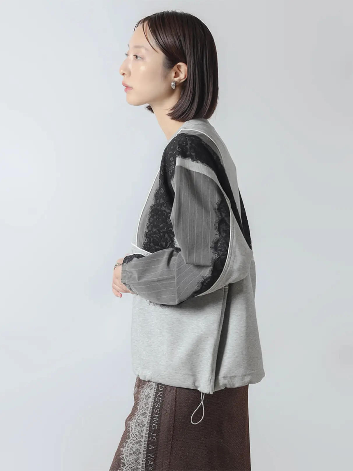 異素材レースドッキングプルオーバー - RADIATE - RADIATE｜YAMADAYA STORE