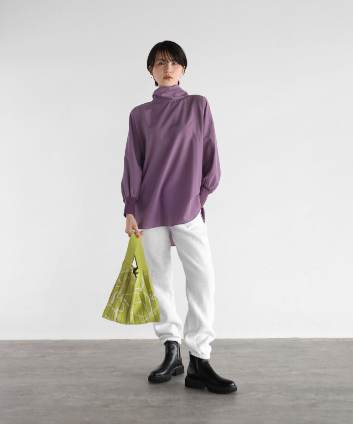 バックボタンハイネックブラウス(purple/dark khaki) - RADIATE