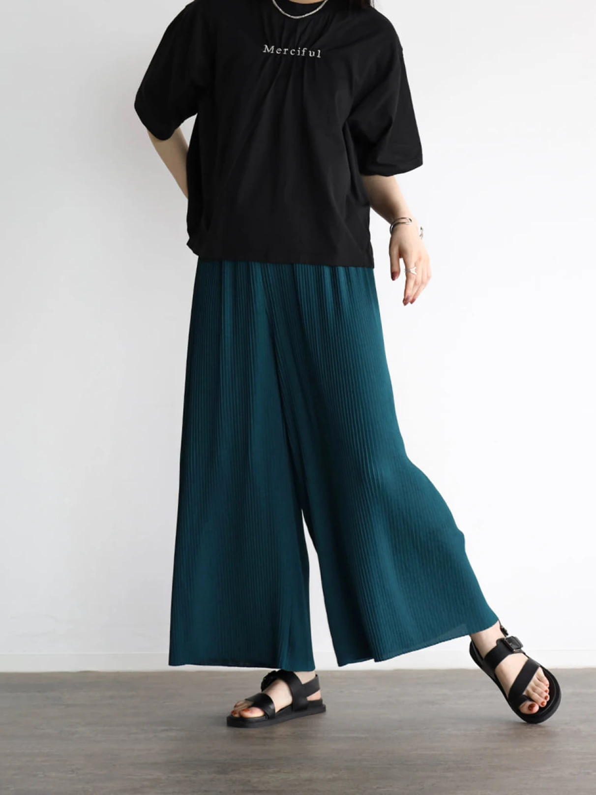 YAMADAYA RADIATE プリーツパンツ セール 24%OFF】ラディエイト RADIATE ペイントタッチプリーツ
