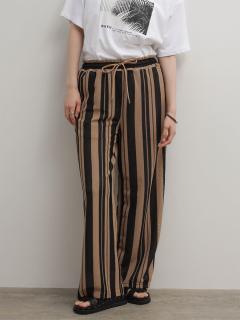 ベージュ　165cm