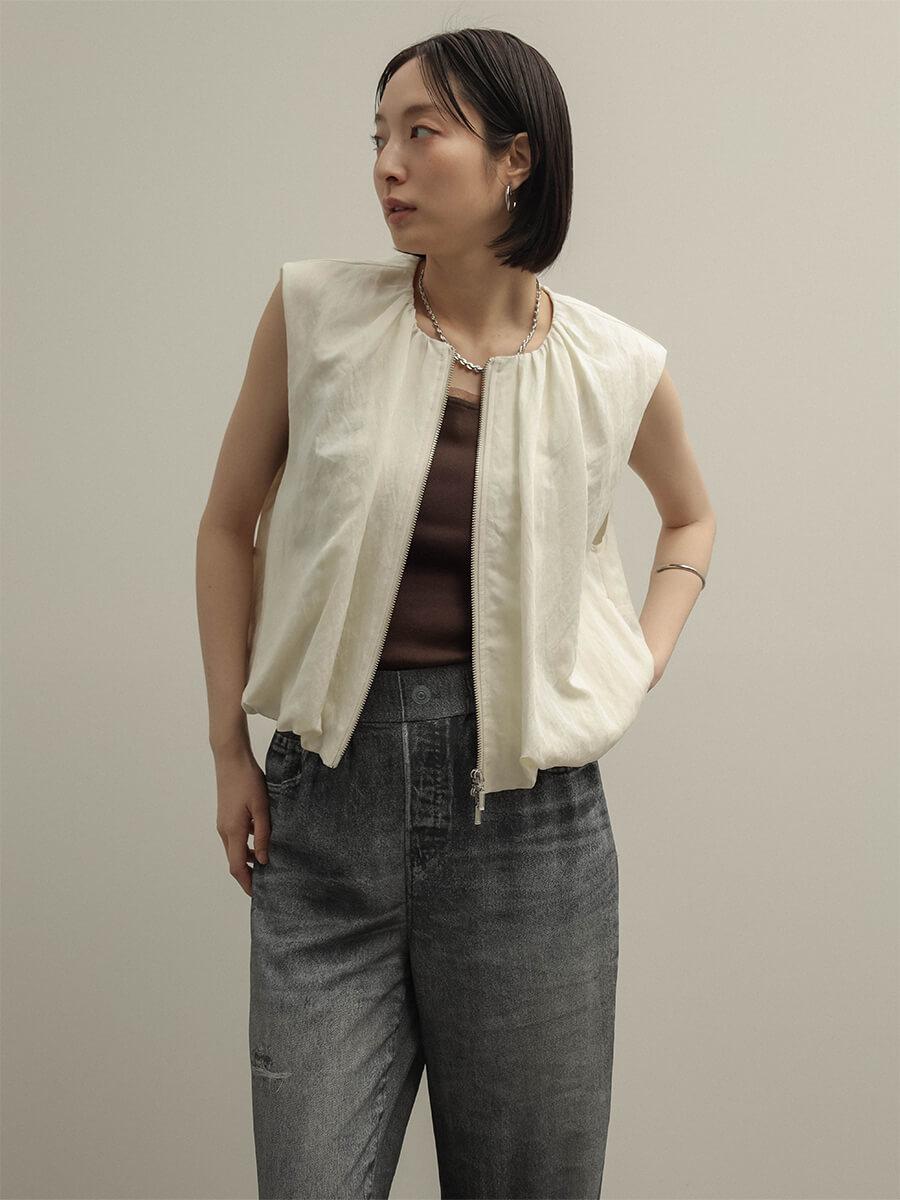 ギャザーバルーンダブルジップジレ