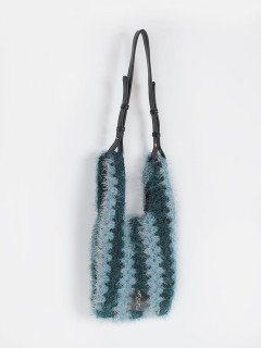 ダークグリーン