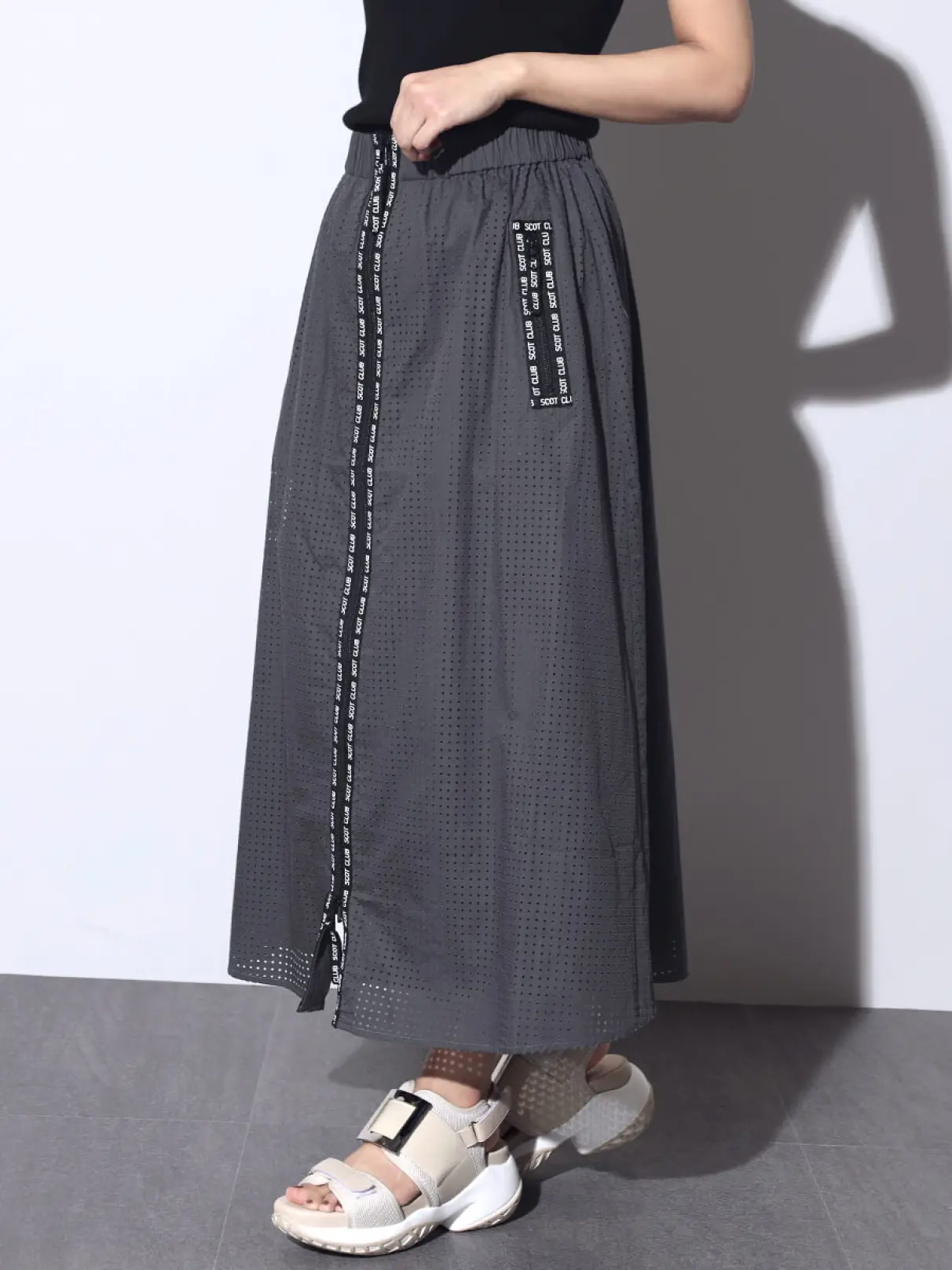 新品　LASUD 定価¥1万7000円　ロングデニムスカート　スコットクラブ 新品 LASUD 定価¥1万7000円 ロングデニムスカート スコットクラブ