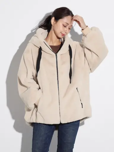 あ*な様 ヤマダヤ　FENNEL　新品　オフホワイト　 ファーコート ノーカラ ヤマダヤ FENNEL 新品 オフホワイト ファーコート ノーカラ