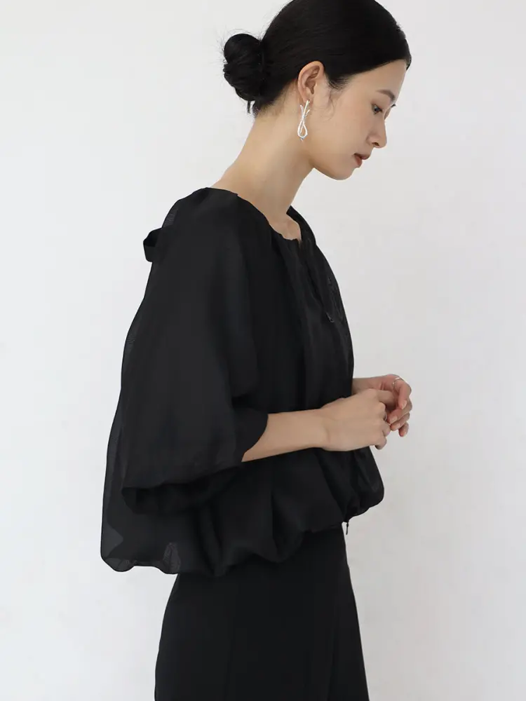 バックリボンギャザーバルーンブラウス - resil - Aga｜YAMADAYA