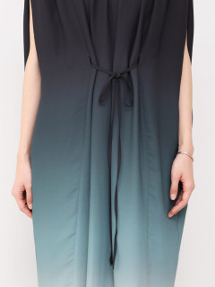 バックタイグラデーションワンピース - resil - Aga｜YAMADAYA STORE