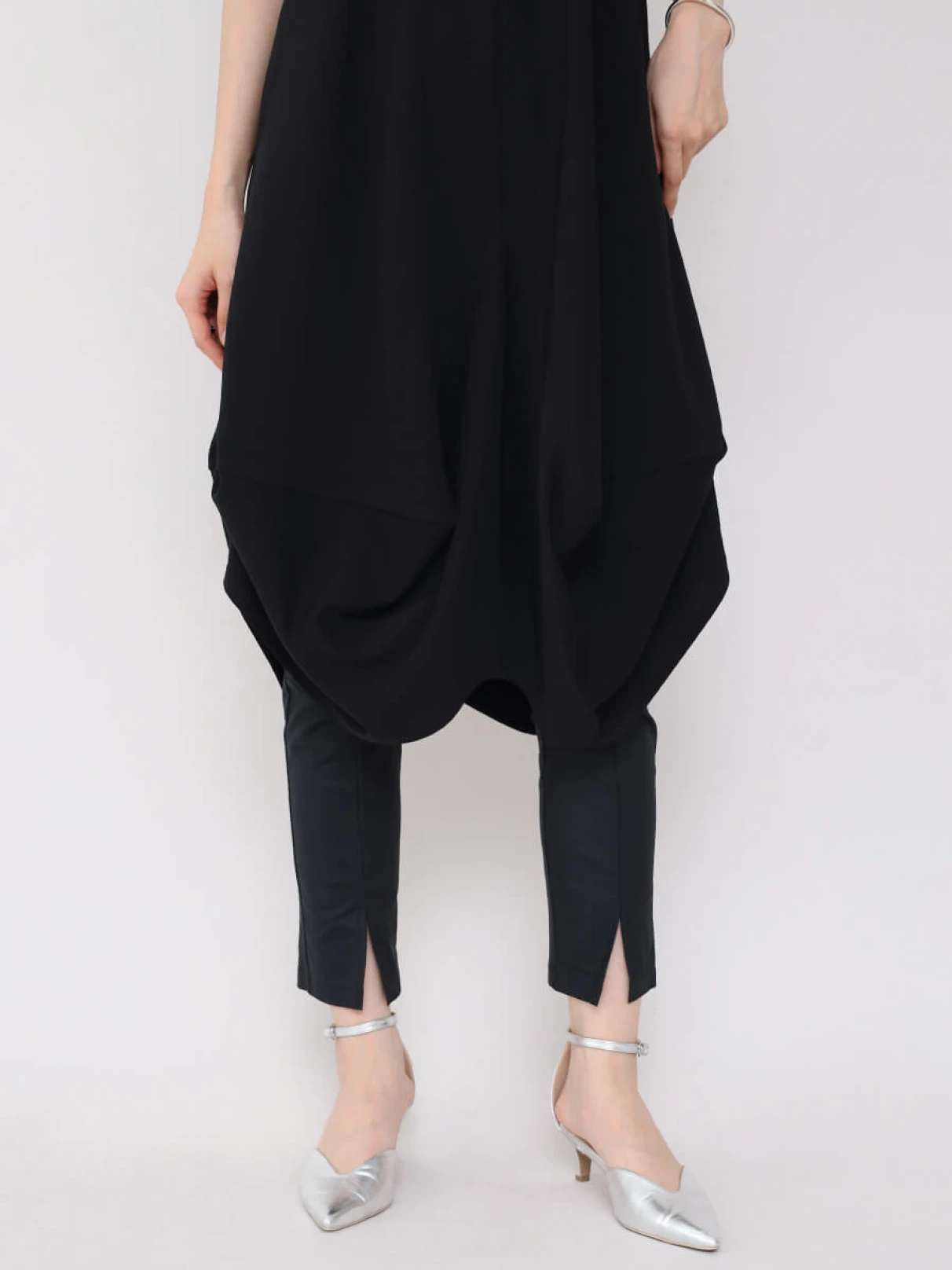 バルーンヘムキャミソールワンピース - resil - Aga｜YAMADAYA STORE