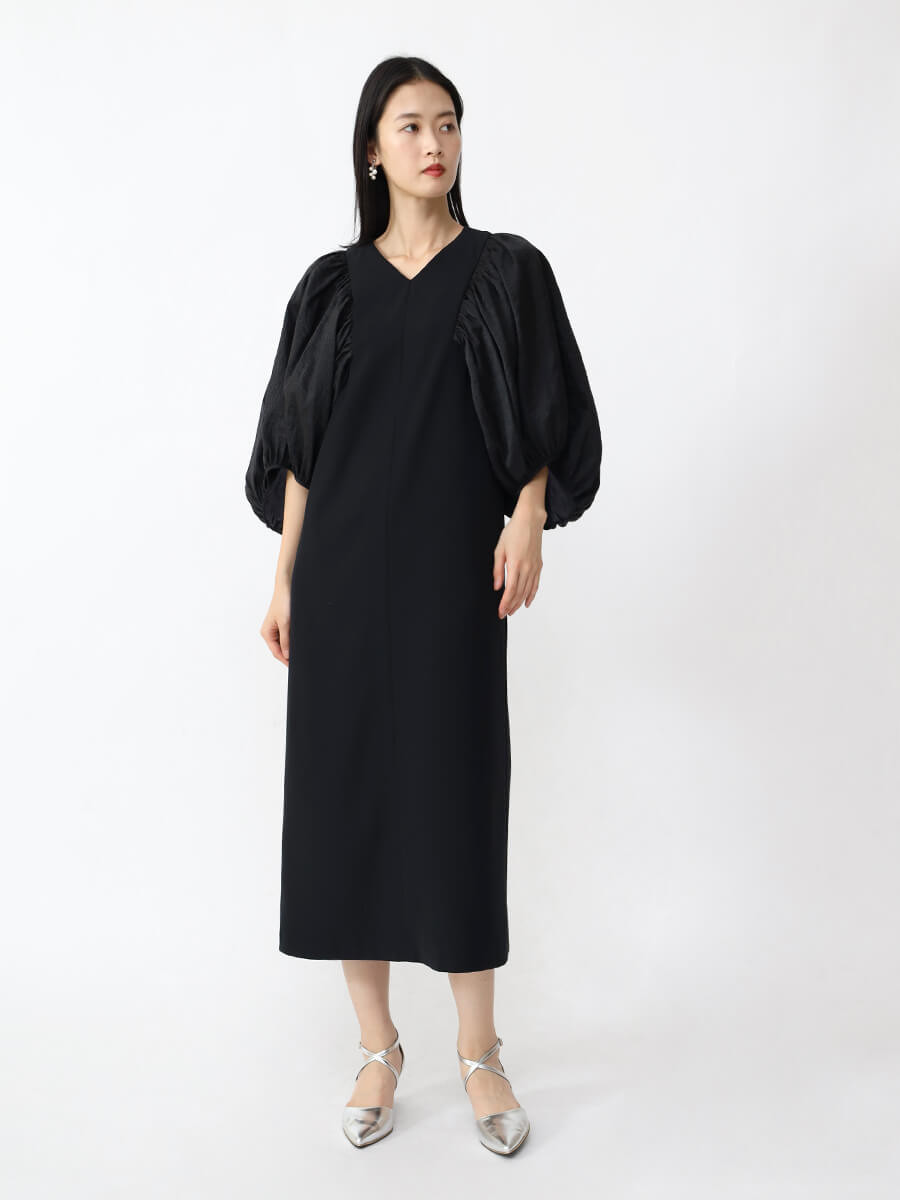 ボールドスリーブVネックワンピース YAMADAYA STORE ボールドスリーブVネックワンピース YAMADAYA STORE